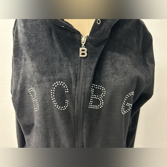 BCBGMaxAzria Black velour rhinestone hoodie with Label Detail - Picture 4 of 5